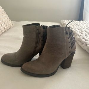 Steve Madden Grey Raglin‎ Booties
